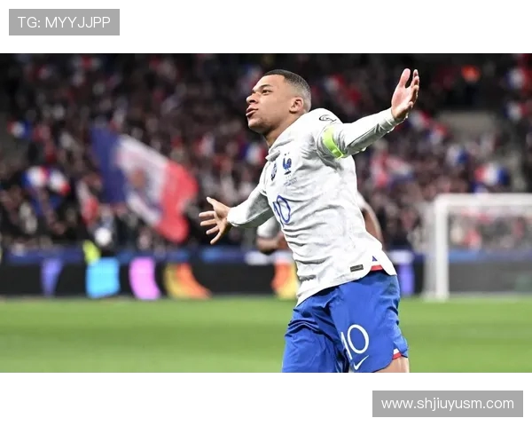 姆巴佩领衔法国队冲击世界杯冠军前景分析及个人发展路径探讨